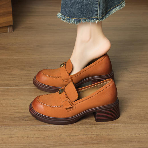 【预售5天】厚底乐福鞋女英伦风复古小皮鞋山茶花百搭深口单鞋SSS&S9738 商品图2