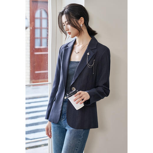 剩S 米思阳2026春季新款职业高级感修身西装条纹一粒扣时尚外套女0041 商品图0