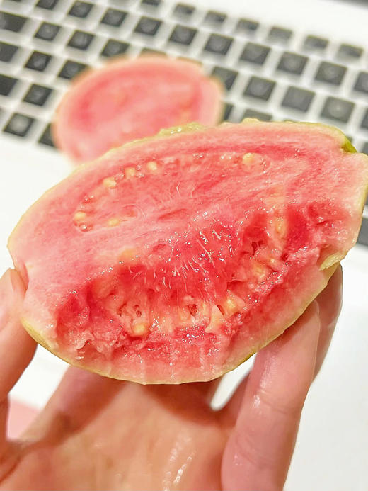 奶油芭乐红心芭乐  浓郁香味 奶油软糯香甜  红心可软可脆酸甜可口 商品图7