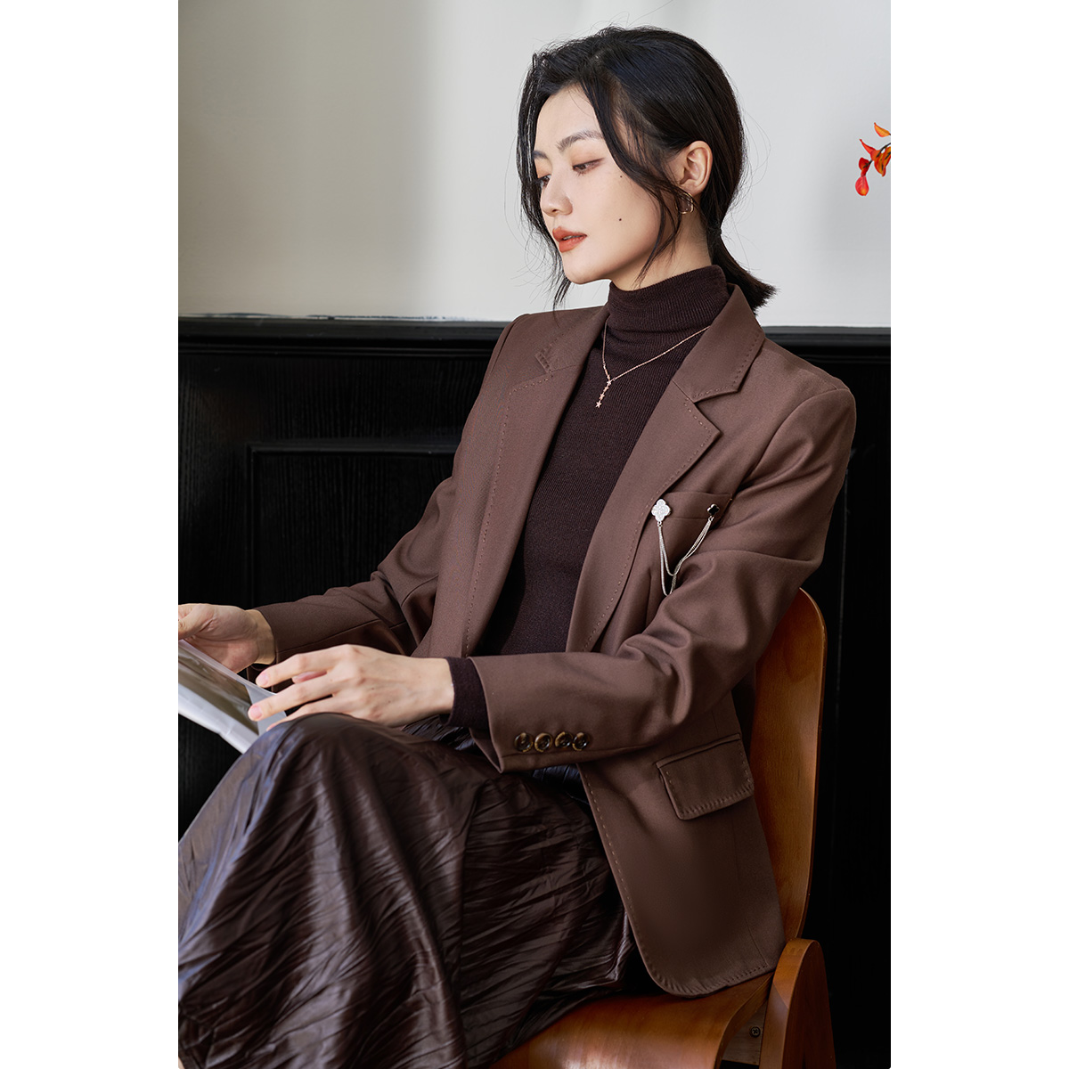 剩S/L/XL 米思阳【通勤西服】2026春款修身显瘦挺括工艺感小西装0444