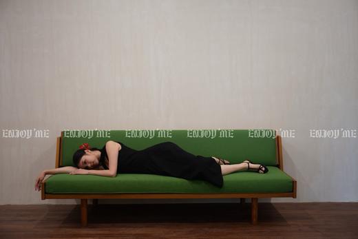 【门店同款】ENJOY秋季轻礼服赫本风气质无袖连衣裙 165844025 商品图5