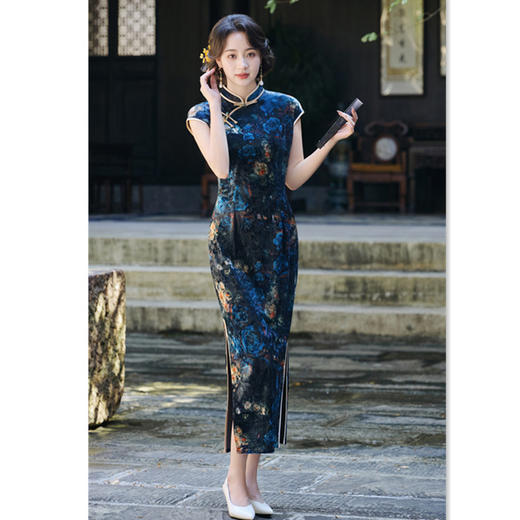 SKY 5825194改良坎肩袖长款丝绒旗袍复古国风中式大码旗袍 商品图0