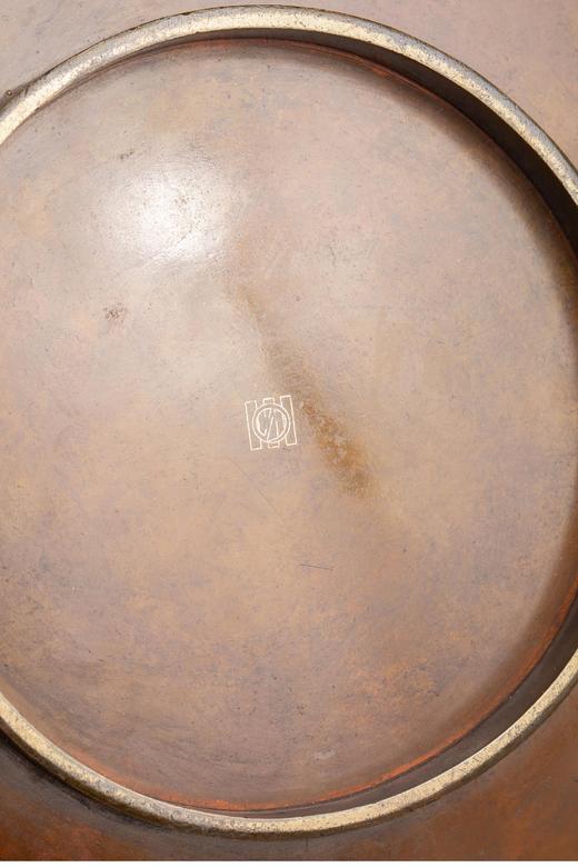 独角鹿西洋古董 1880年代日本明治时期出品《渔乐图》主题镀金银精雕装饰赤铜赏盘 商品图3