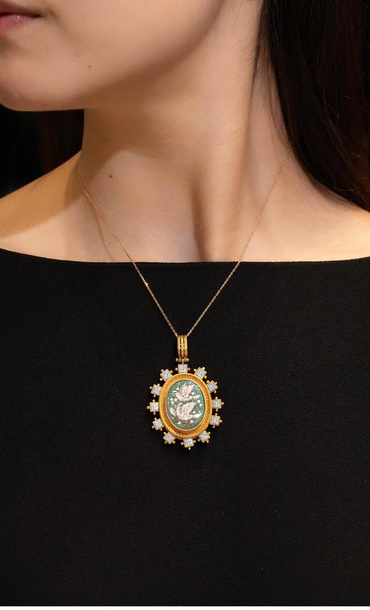 独角鹿西洋古董 1890年代法国出品18k黄金精雕镶嵌鲜花与飞鸽主题极细马赛克盒式吊坠 商品图1