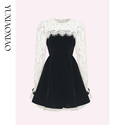 余潇潇【露丝茶话会】时尚精致立体花型黑色丝绒拼接蕾丝连衣裙 商品图4