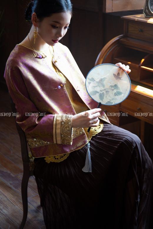 【门店同款】ENJOY秋季云敛-东方画笔印花盘扣镶珠外套 166494143 商品图1