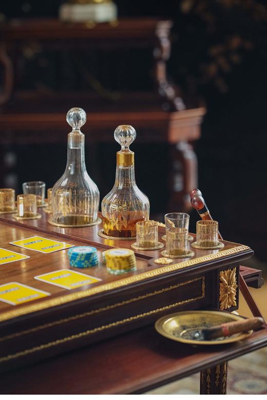 独角鹿西洋古董 19世纪末法国出品路易十六风格铜鎏金精雕装饰玫瑰木桌面嵌桃花芯木酒具多功能桌 商品图4