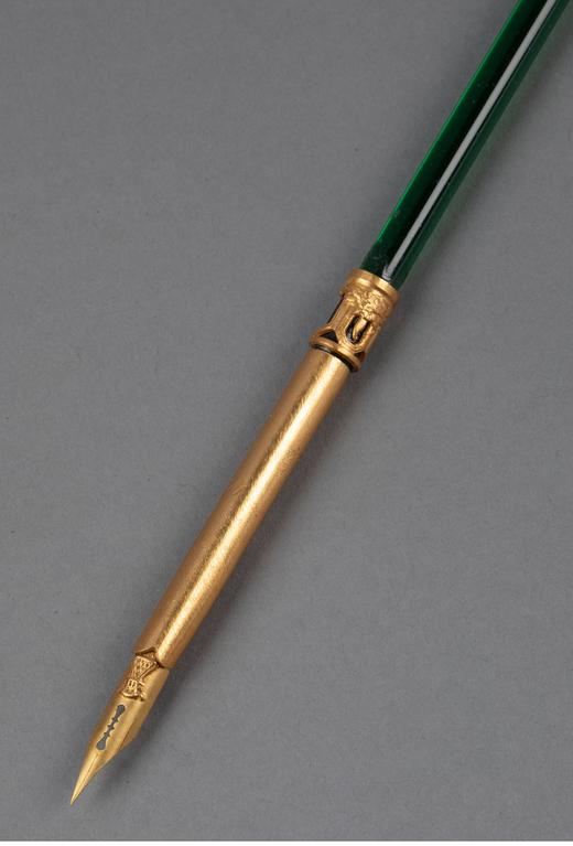 【已售】独角鹿西洋古董 19世纪末20世纪初法国出品天使主题铜鎏金精雕装饰卡梅奥古典女子肖像浮雕绿水晶笔杆蘸水钢笔 商品图4