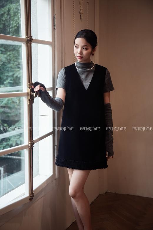 【门店同款】ENJOY秋季“光阴序语”波点袖套丝绒裙 166143714 商品图2