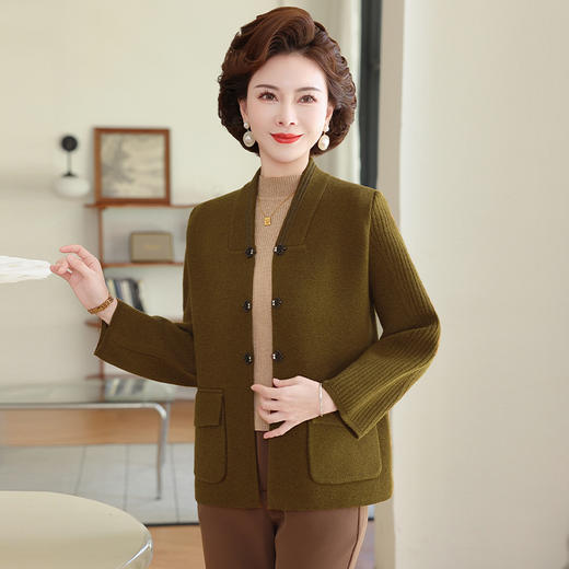 Q1105妈妈装气质优雅保暖婚礼衣服秋冬新款喜婆婆婚宴装中老年女装外套 商品图0