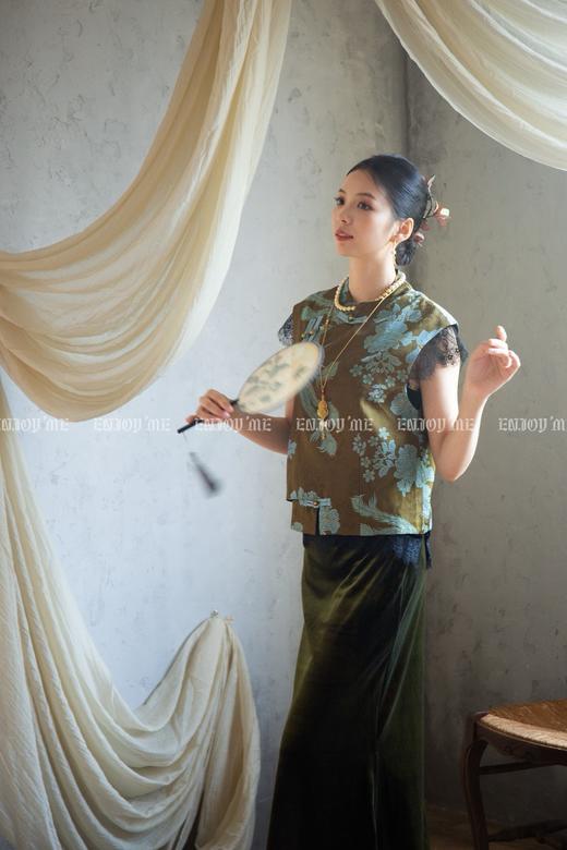 【门店同款】ENJOY秋季云敛-东方画笔侧开叉丝绒半裙 165743435 商品图6