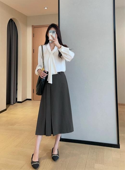 优雅轻奢飘带垂坠丝滑缎面V领OL温柔衬衫 商品图8