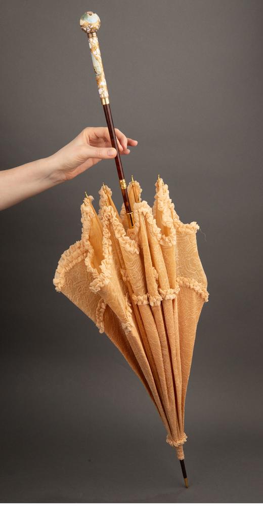 独角鹿西洋古董 19世纪英国出品蛇纹木及竹材嵌爱恋主题描金手绘瓷面画伞柄装饰丝绸蕾丝伞面古典阳伞 商品图1