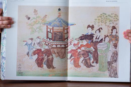 2,7折包邮《伟大的敦煌》赠：敦煌抱枕1个，敦煌纹样帆布包1个，超大8开敦煌壁画4张。 商品图3