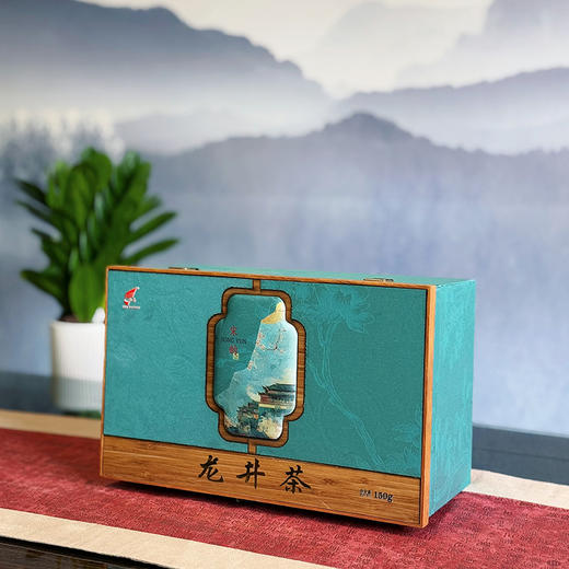 【买一得二】2025中秋龙井茶活动款150克礼盒装 商品图0