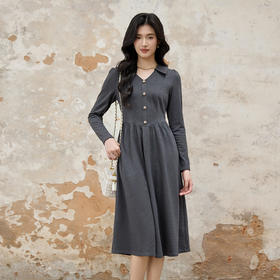 奢姿大码女装2025秋季减龄纽扣装饰翻领连衣裙胖妹妹简约风裙子9953870322