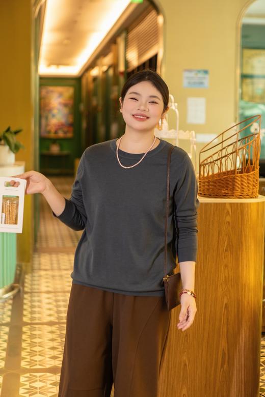 灰色、白色现货，黑色10天左右发货【轻薄保暖】针织衫100%羊毛打底衫，扬子纱，短毛不易起球，不起静电，柔软亲肤不扎人，白色不显胖！ 商品图12