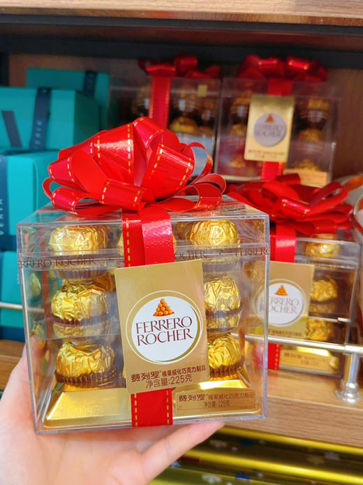 蝴蝶结费列罗臻果威化巧克力 商品图0