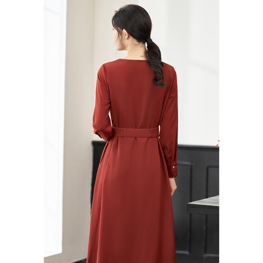 剩L/XL/XXL 米思阳2026春季新款气质通勤纯色大摆连衣裙V领长袖中长裙0159 商品图2