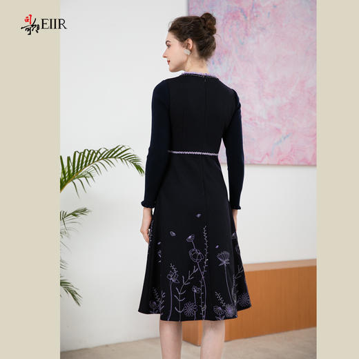 司歌绣花毛呢长袖连衣裙秋冬A901206X 商品图2