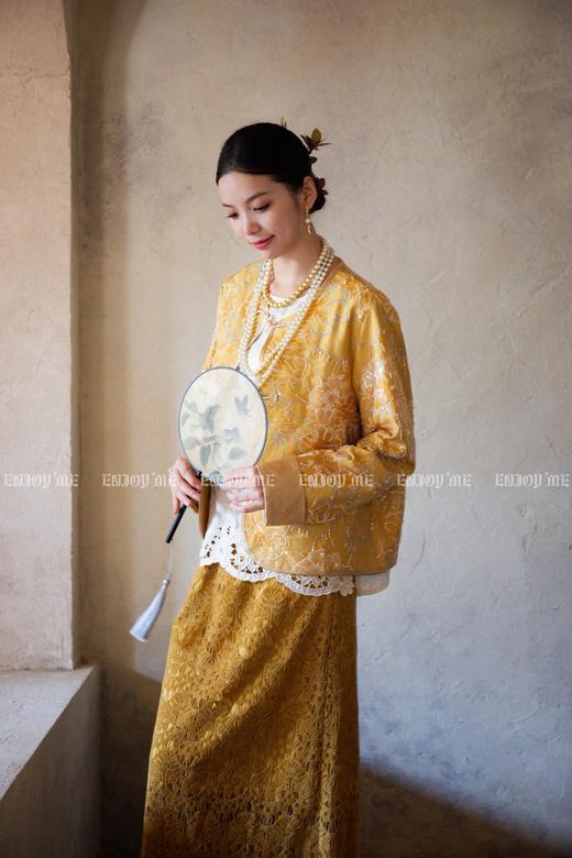 【门店同款】ENJOY秋季云敛-东方画笔鎏金钩花国风上衣 165843954 商品图3