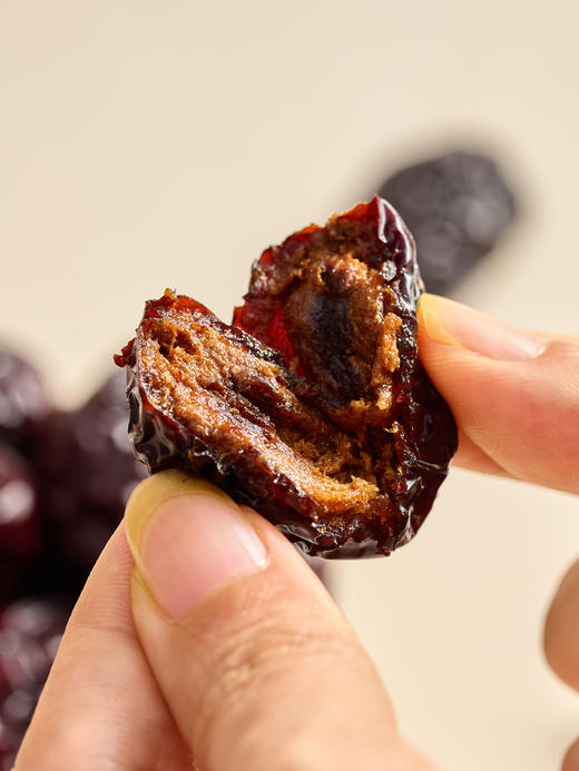 【年货节】福利 新疆特级灰枣   三蒸三晒红枣  1罐 商品图4