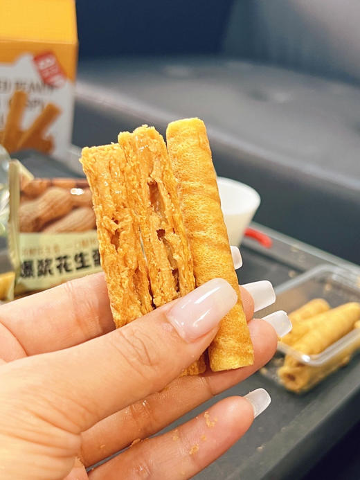 29.9💰整整2大箱❗浓郁花生酱+酥脆蛋卷❗巨香❗巨上头❗【沫小言爆浆花生蛋酥卷】 🔴旗舰店一箱24.9，开团两箱只要29.9💰 🔴吃一根❗满嘴花生香❗ 🔴内馅≥45% 商品图7