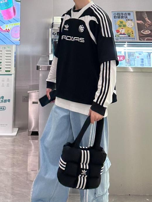 A迪达斯男女同款三条杠球衣 商品图9