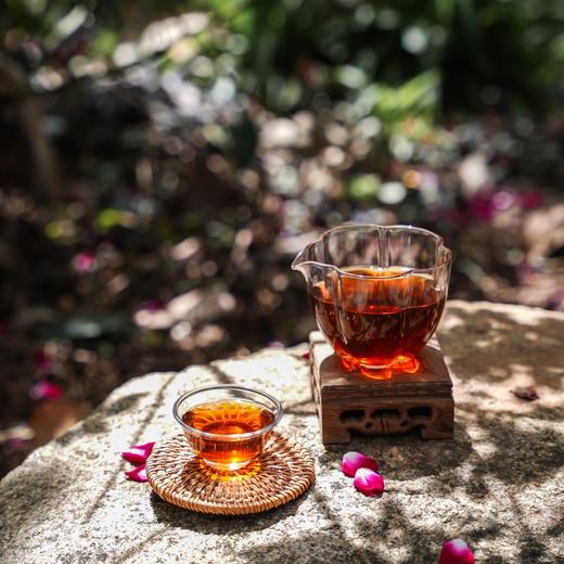 【整件8团】【龙团贡茶困鹿山熟茶】2022年头春头采云南普洱茶熟茶团茶礼盒装与茶农强强联合良心好茶500g/团 商品图3