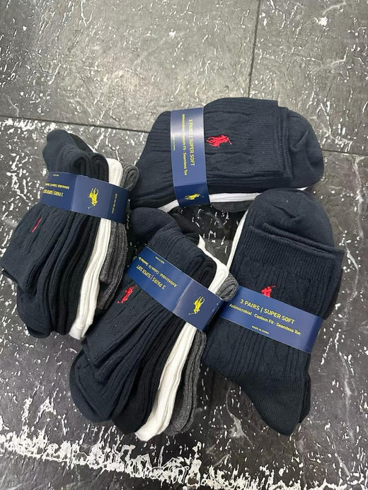 原单正品POLO麻花小马中筒袜，一卡四双
材质:80%精梳棉20%氨纶，卡纸包装。
适合尺寸:男袜38-45码 商品图14