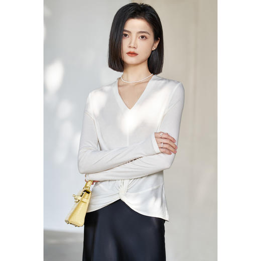 米思阳2026春季新款时尚百搭天丝蚕丝混纺T恤交叉设计下摆上衣女5516 商品图3