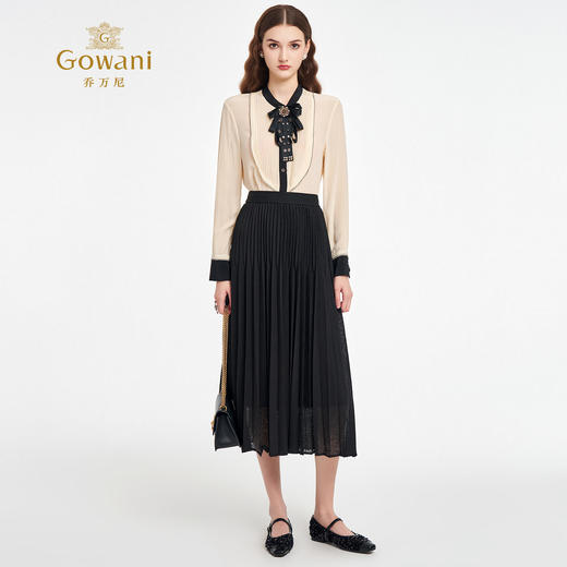 乔万尼2025秋新品镂空提花A字百褶半身裙ED3D302 商品图3