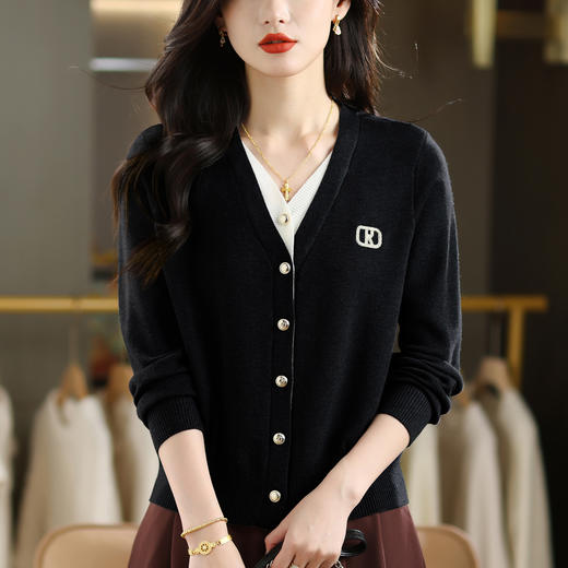 CC 101-9506假两件外套款针织开衫轻奢高级感 商品图2