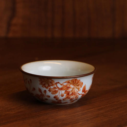 问鼎汝瓷鼎峰系列月白老款品茗杯 （梵红樱花） 商品图4