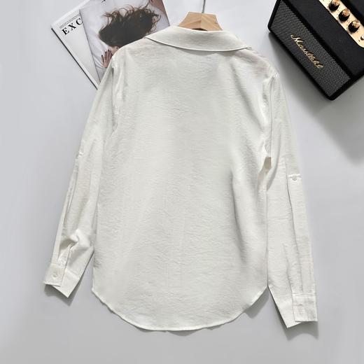 isabelle marran伊莎贝尔秋季气质翻折V领重工刺绣衬衫JS3693004 商品图1