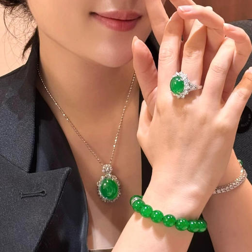 GAONAS  经典大气蛋面贵气录绿项链11427DG 商品图3