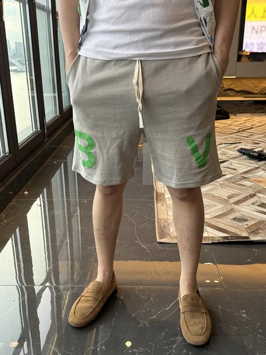 B.V字母休闲宽松短裤(波哥穿XL,蕾姐XL宽松) 商品图5