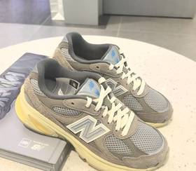 【云粉节】 【新品】7楼 NewBalance男女运动休闲老爹鞋 吊牌价：1199元