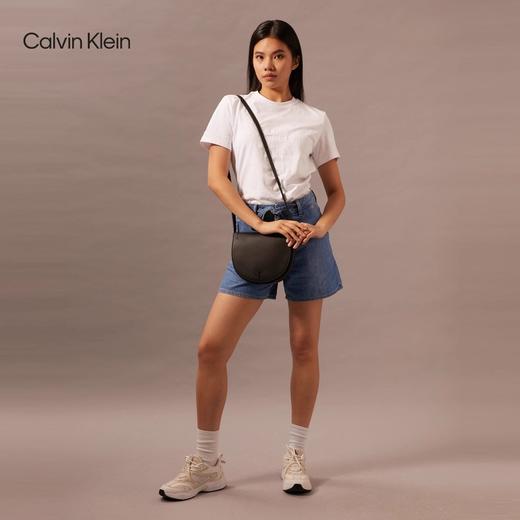 女神邮差包包，黑色+白色一起。长肩带金属法式翻盖单肩包C091358 商品图6