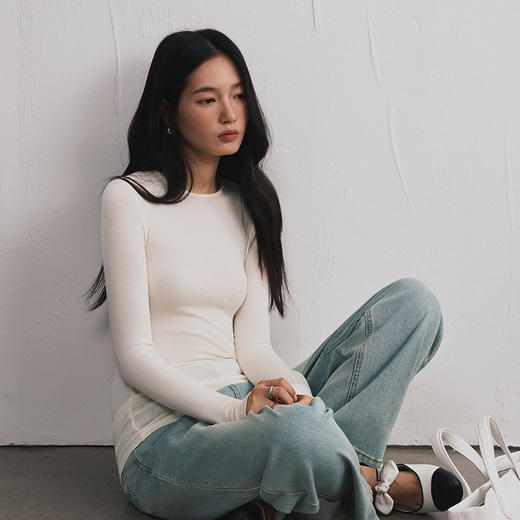 【2025秋冬新品】莫代尔羊绒・修身打底衫 色纱定织圆领纯色亲肤T恤高级感轻奢针织衫 商品图1