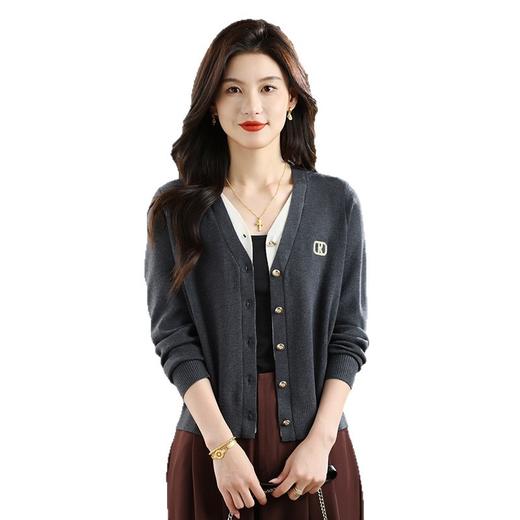 CC 101-9506假两件外套款针织开衫轻奢高级感 商品图4