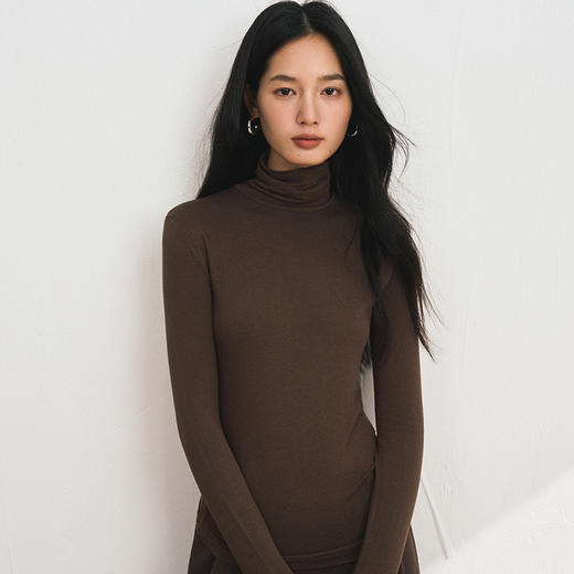 【2025秋冬新品】莫代尔羊绒・高领打底衫 色纱定织修身亲肤T恤基础款弹力针织衫 商品图3