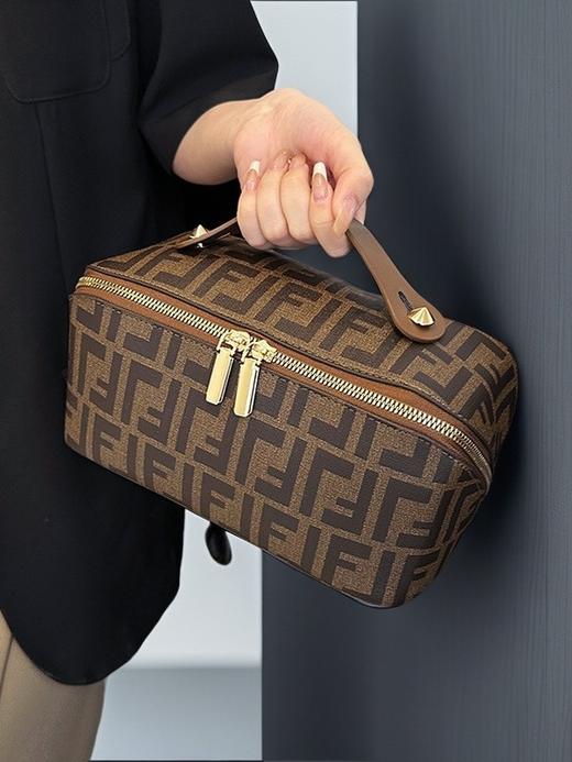 新款手提化妆包女大容量便携式旅行护肤品洗漱收纳包化妆刷 商品图1