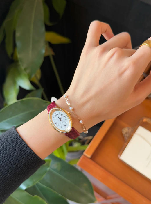 宝家 千禧年鹅蛋异形月光腕表 商品图10