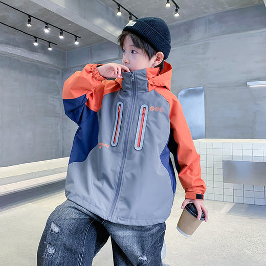 男童外套春秋款儿童2025新款秋季男孩冲锋衣大童早秋装上衣 商品图2