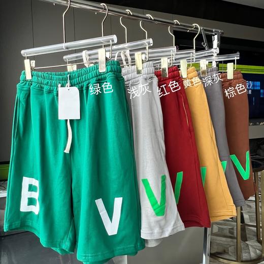 B.V字母休闲宽松短裤(波哥穿XL,蕾姐XL宽松) 商品图11