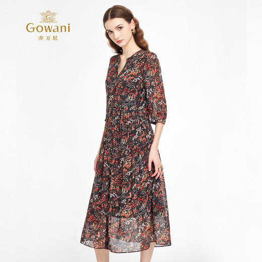 乔万尼新品2025秋V领收腰显瘦印花中长款连衣裙ED3E207 商品图1