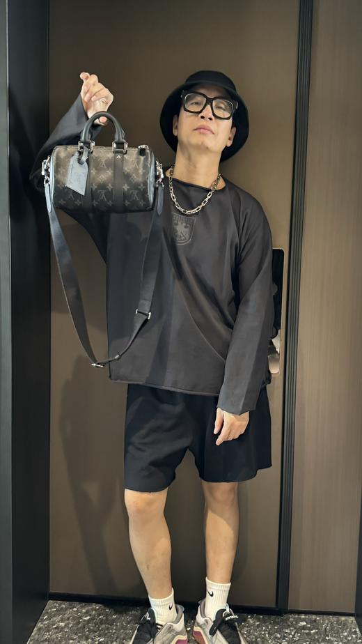 驴家限量款keepall黑花nano斜跨包 商品图6