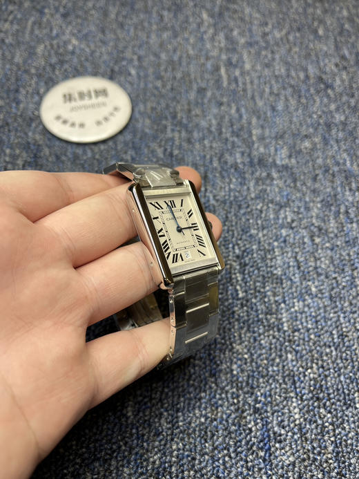 卡地亚Tank AF坦克系列 大号 男士机械腕表
【表壳】表盘尺寸：大号40.85mm*31mm 商品图2