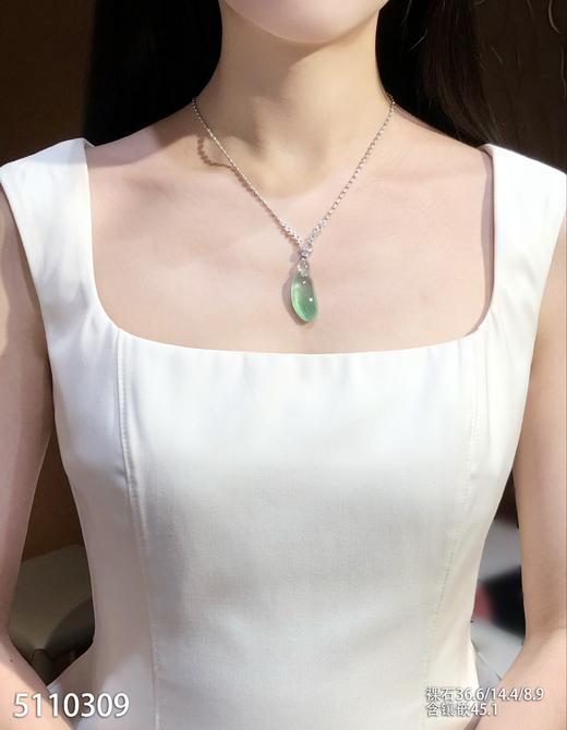 玻璃种木那福瓜吊坠【5110309】具体价格微信咨询 商品图4